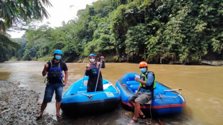 Jajal Arung Jeram Ciliwung, Bunda Elly Ingin Populerkan Wisata Edukasi