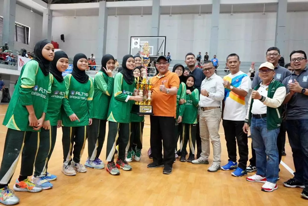 Hadiri Depok Student Basketball League, Wali Kota Ajak Pelajar Terus Isi Kegiatan Positif