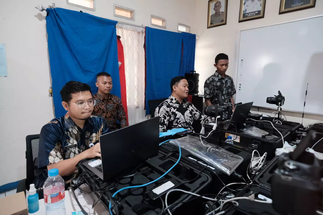 Disdukcapil Rekam Data KTP-el Siswa SMKN 4 Depok