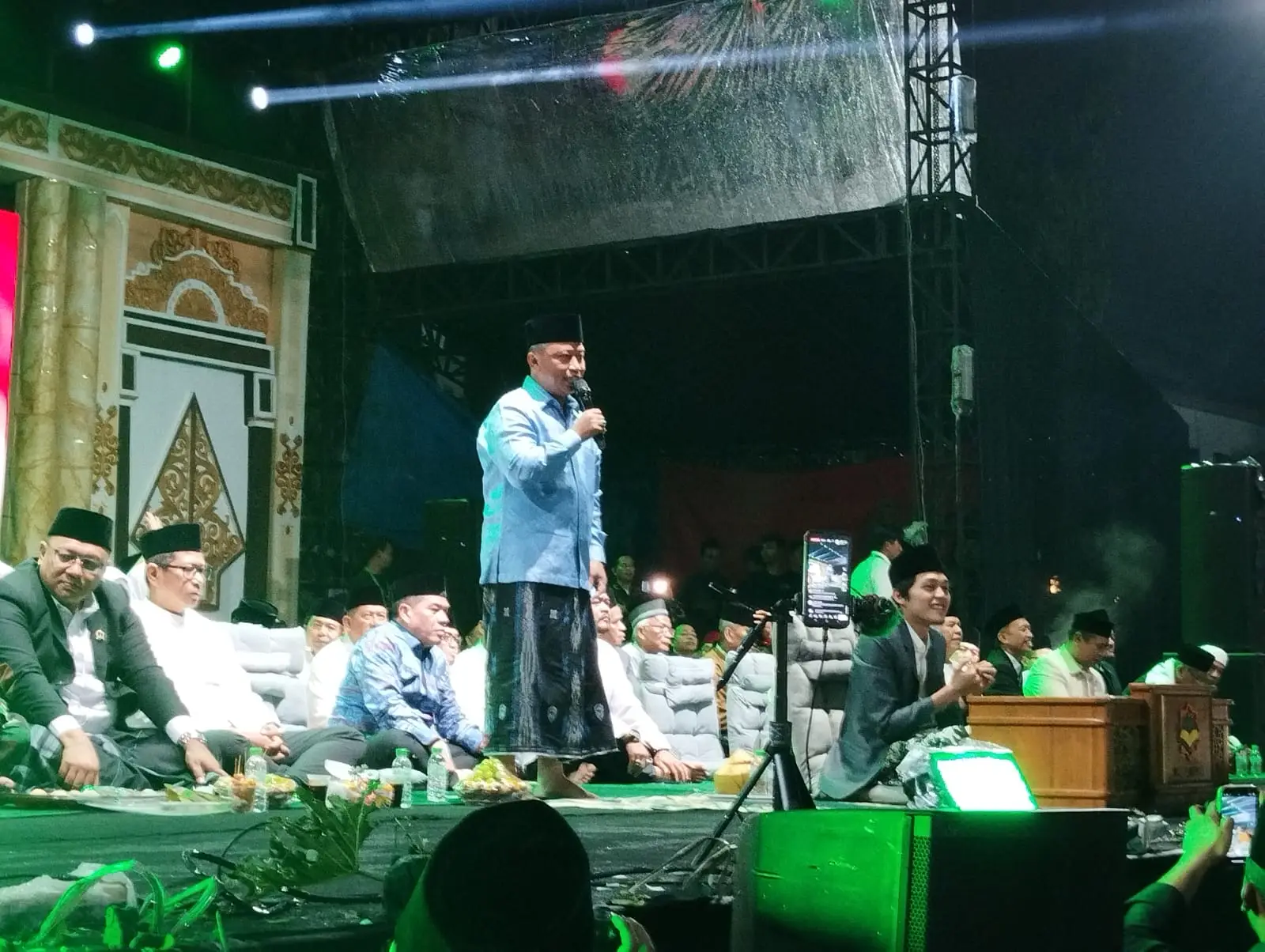 Pemkot Depok dan NU Perkuat Kebersamaan Lewat Ngaji Bareng Gus Iqdam