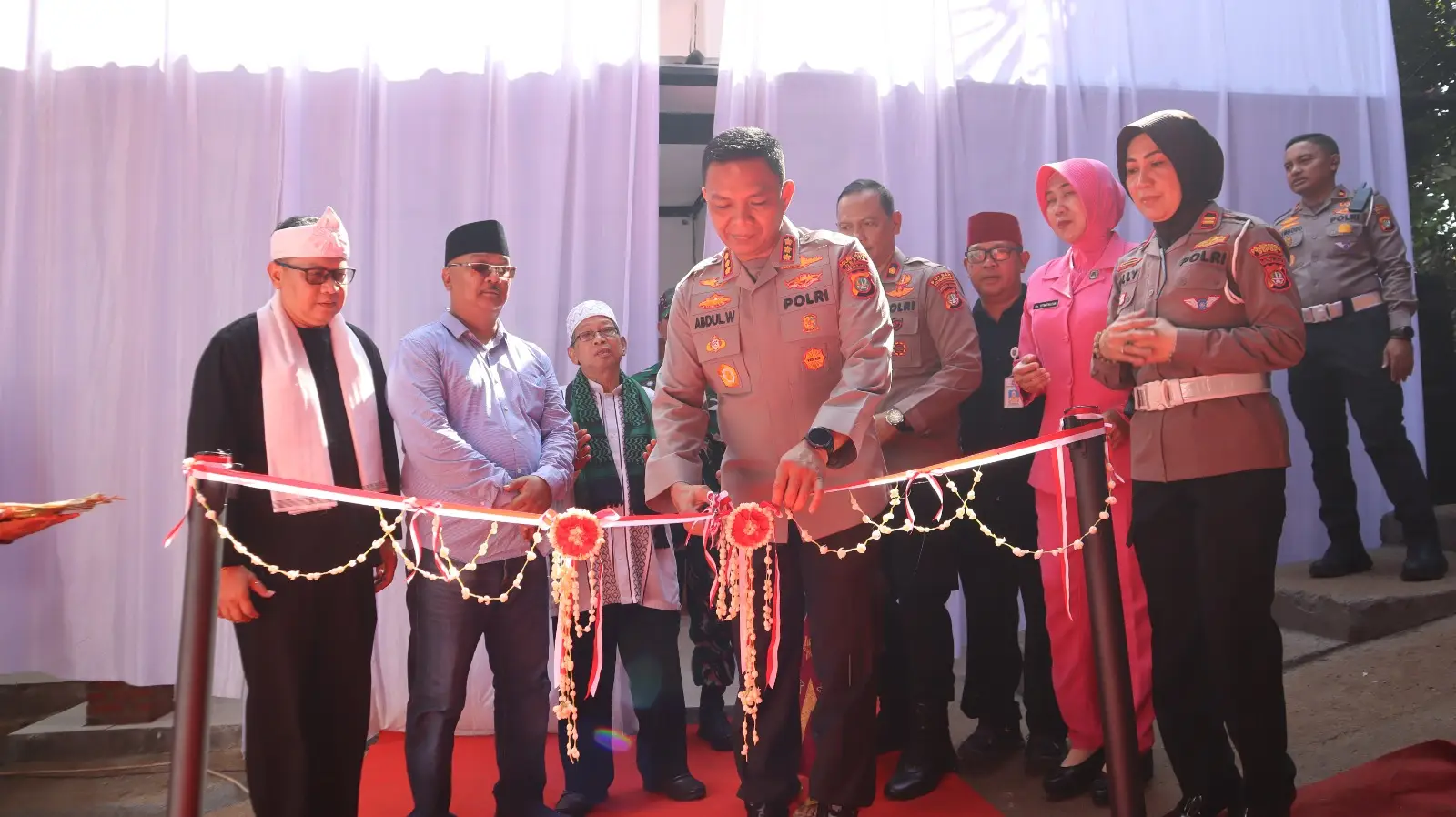 Kapolres Metro Depok Resmikan Rumah Hasil Bedah Rumah HUT Bhayangkara