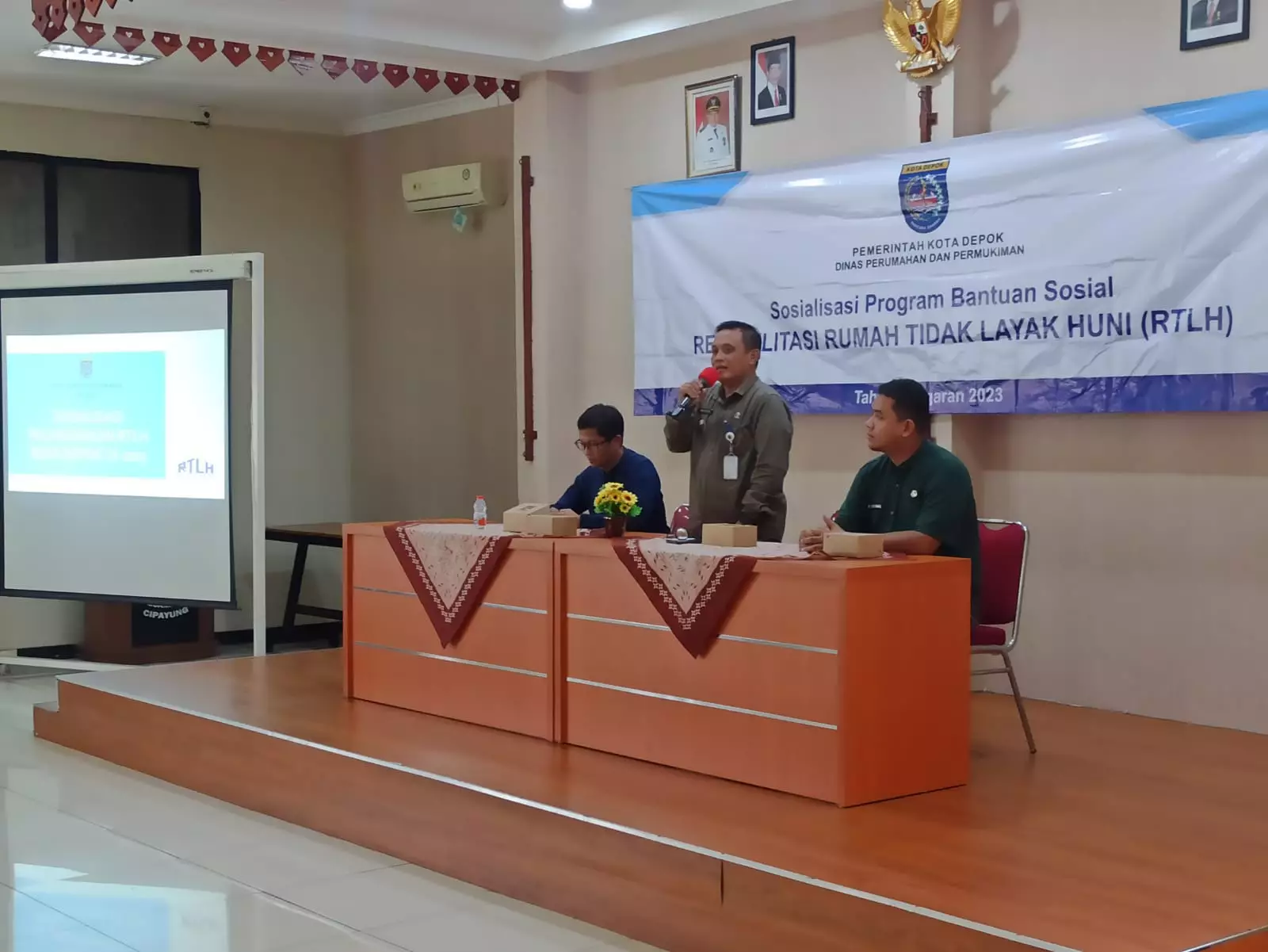 Disrumkim Gencarkan Sosialisasi Perbaikan RTLH ke Penerima Manfaat