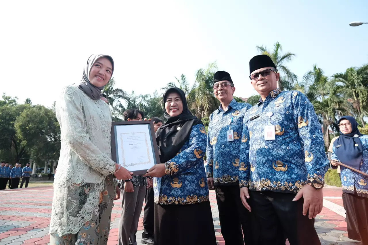 Momen Hari Sumpah Pemuda, Pemkot Depok Serahkan Sejumlah Penghargaan