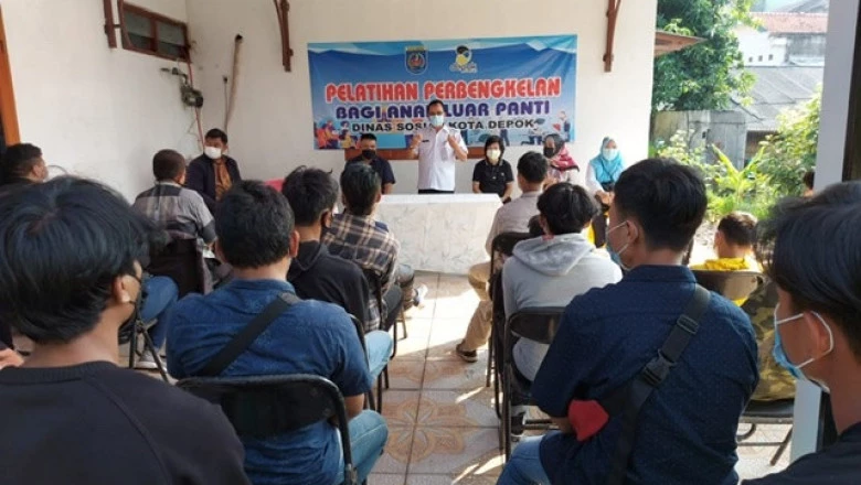 Dinsos Beri Pelatihan ke Puluhan Anak di Luar Panti