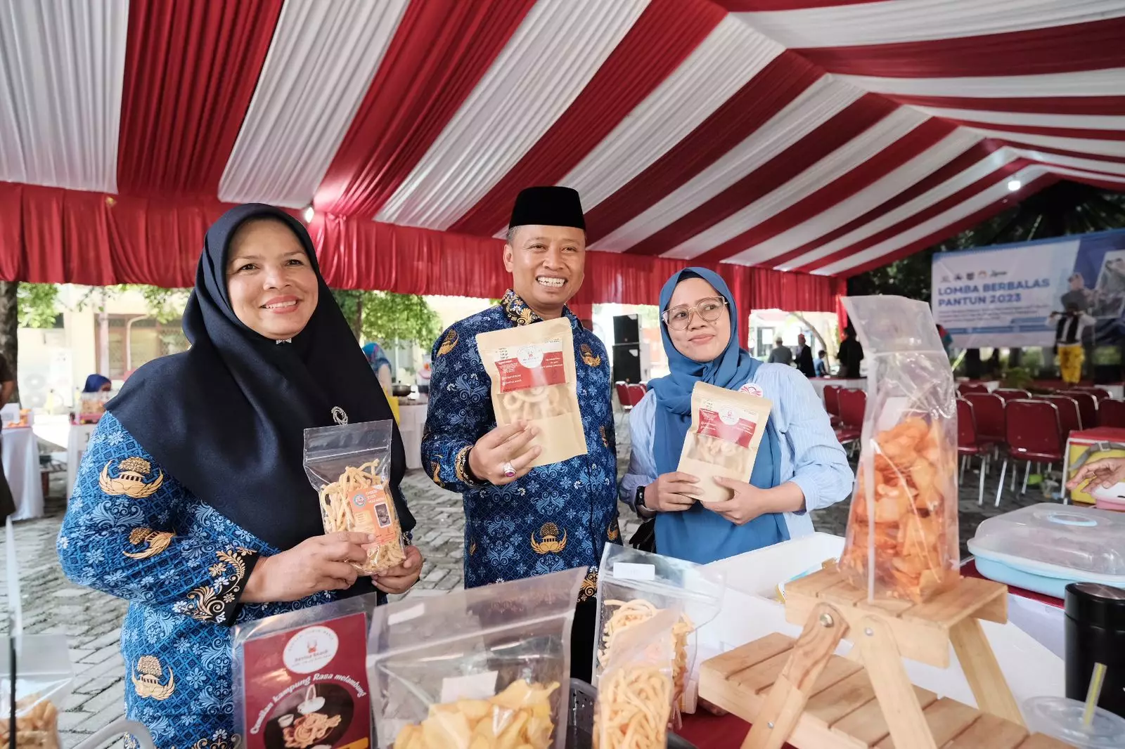 Belasan UMKM Ramaikan Lomba Berbalas Pantun KORPRI dan DWP Depok