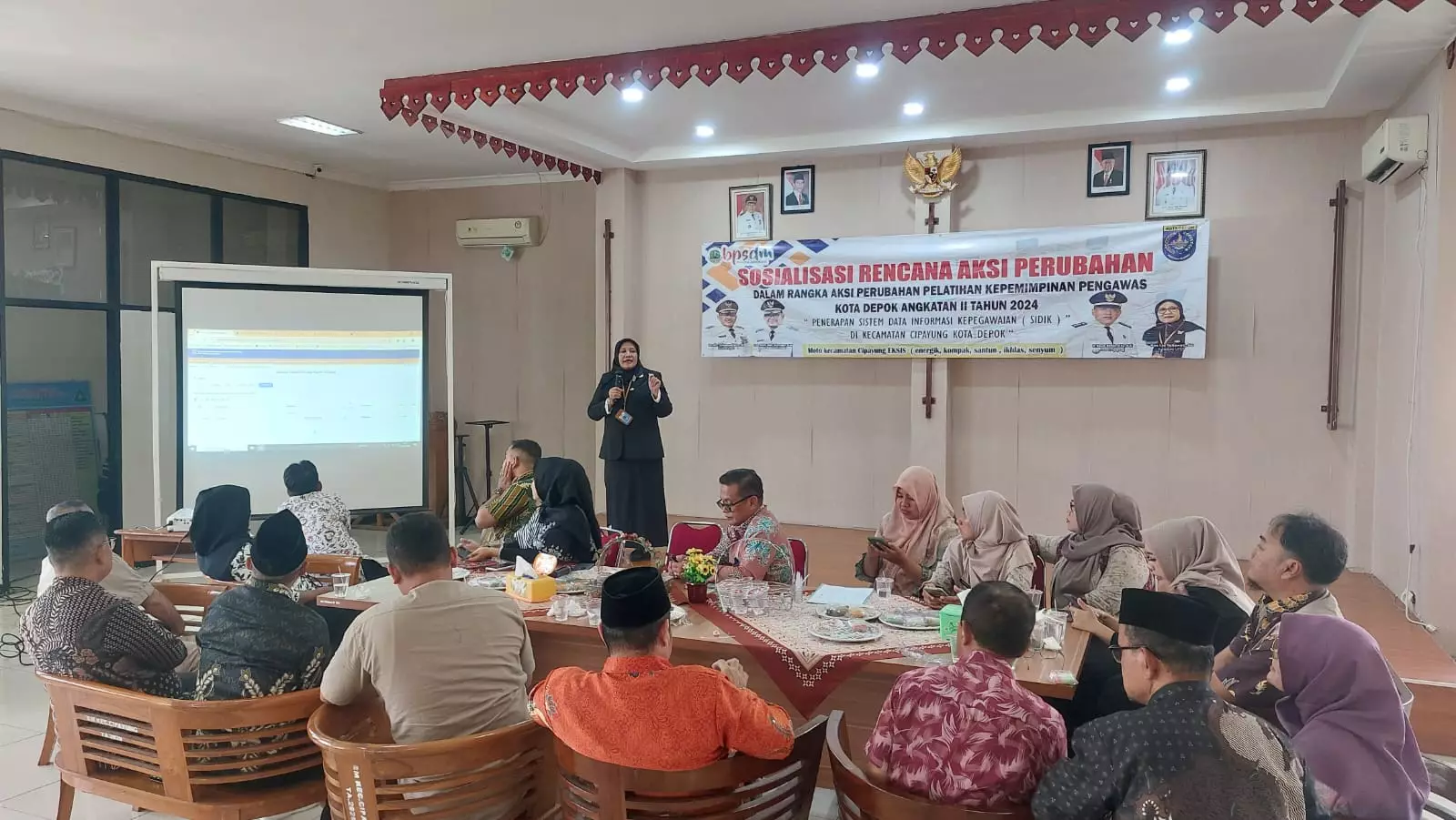 Kecamatan Cipayung Tingkatkan Efisiensi dan Efektivitas Pengelolaan Data Kepegawaian Lewat Aplikasi SIDIK