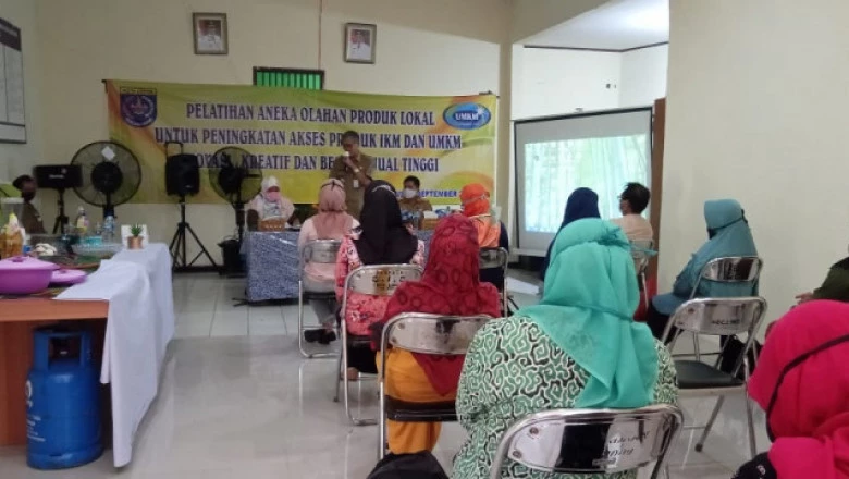 15 Pelaku Usaha Limo Dapat Pelatihan Pengolahan Aneka Bahan Lokal 