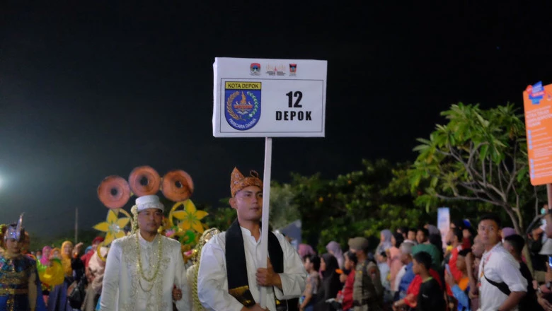 Suguhkan Batik Khasnya saat Pawai Budaya Apeksi 2022, Delegasi Depok Tuai Pujian