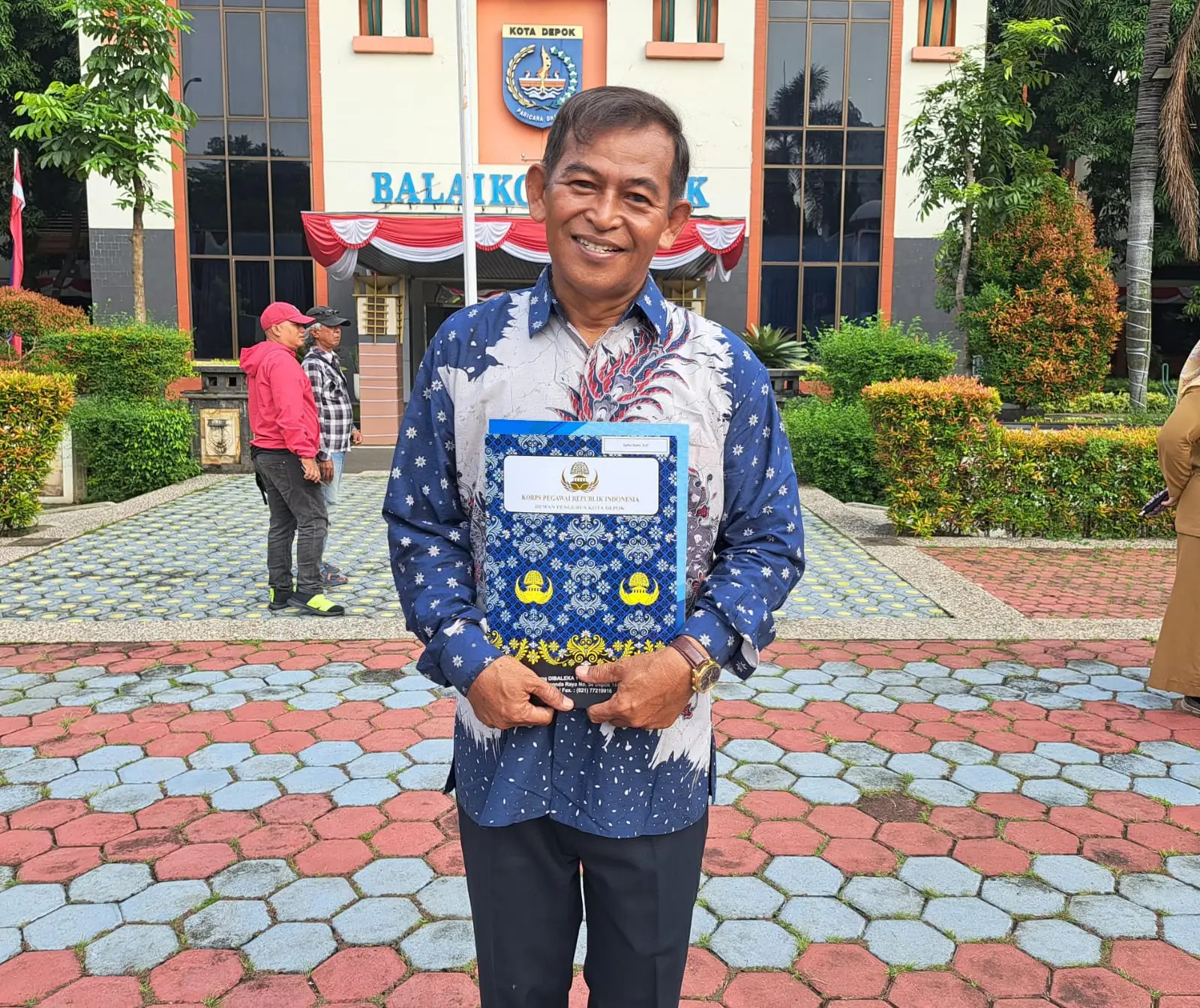 30 Tahun Mengabdi, ASN Depok Saiful Bahri Purna Bakti dari Kelurahan Kukusan