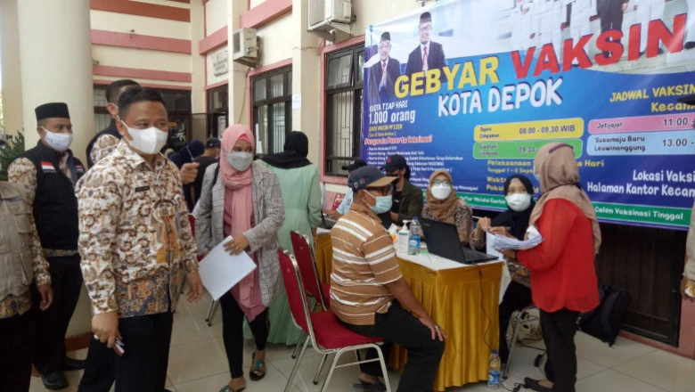 Gelar Gebyar Vaksinasi, Sekda Depok Tepis Anggapan Sulit Dapat Vaksin