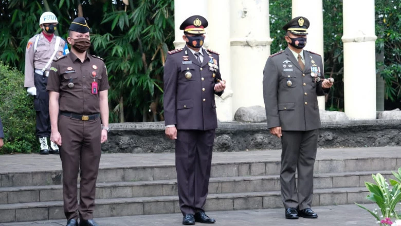 Hari Pahlawan, Dandim dan Kapolres Metro Depok Beri Pesan Khusus untuk Milenial 