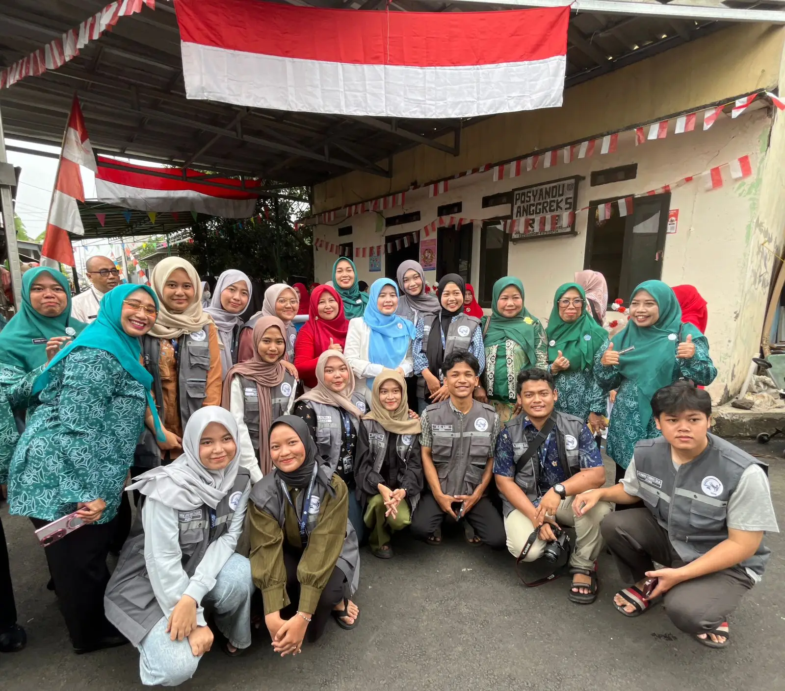 Mahasiswa KKN UIN Jakarta Bantu Posyandu Bedahan Tingkatkan Kesehatan Balita