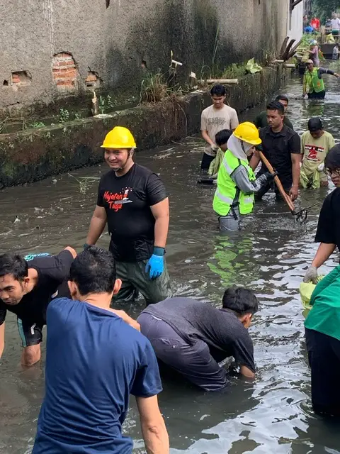 Sinergi Lintas Sektor Kompak Bersih-Bersih Kali Laya