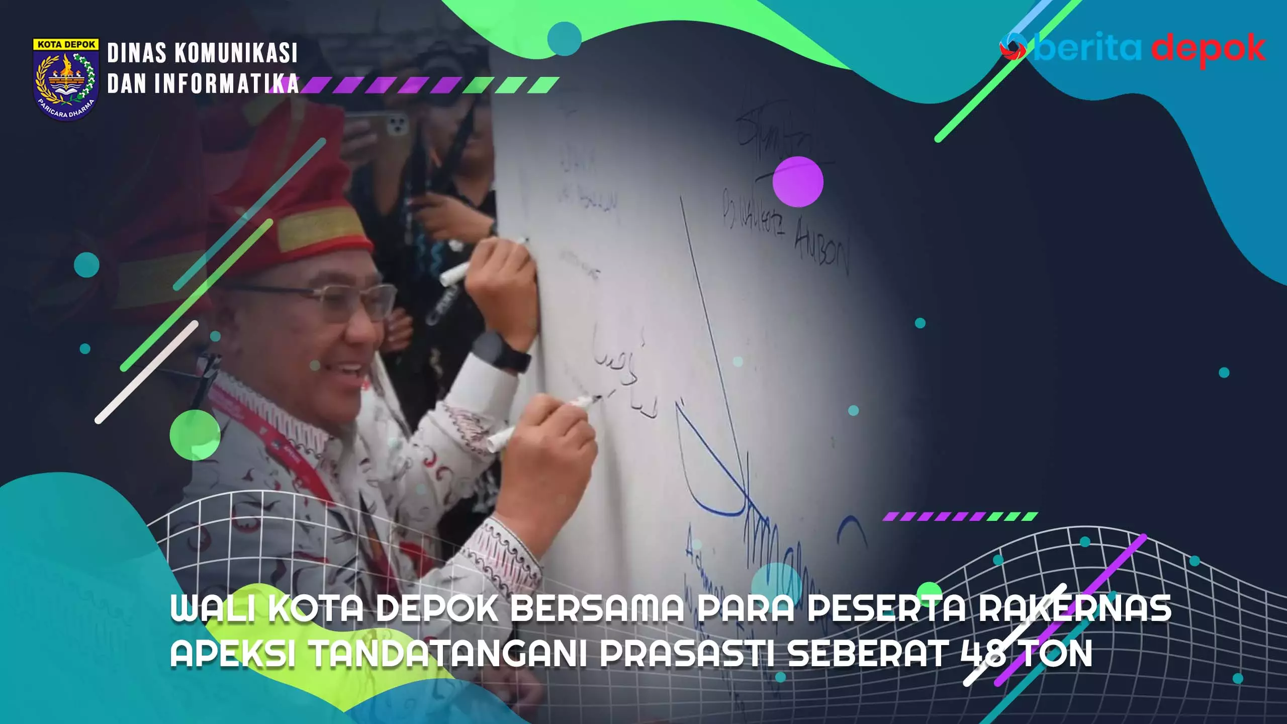 Wali Kota Depok bersama Para Peserta Rakernas APEKSI Tandatangani Prasasti Seberat 48 Ton