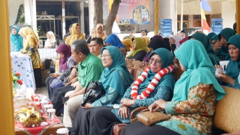 Bunda Elly Hadiri Kegiatan Penilaian Klarifikasi Lapangan Lomba Posyandu Award