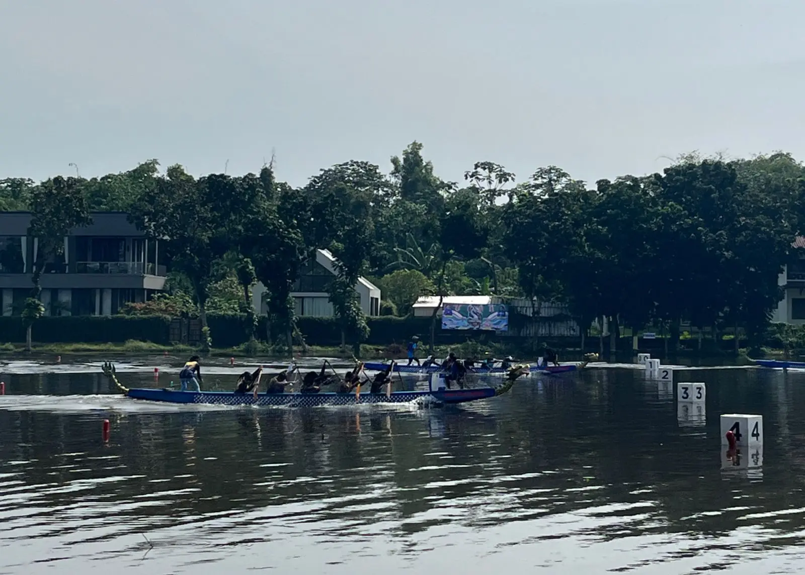 Festival Perahu Naga 2025 Resmi Bergulir, 16 Tim Beradu Cepat di Situ Sawangan