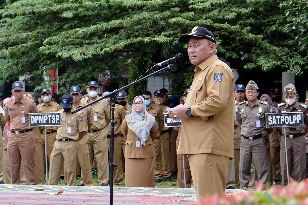 Wali Kota Pimpin Apel Pagi ASN