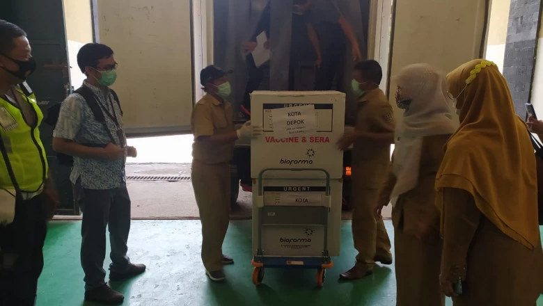 Vaksin Covid-19 Tahap Dua Kembali Tiba di Depok, Kali Ini 6.350 Vial 