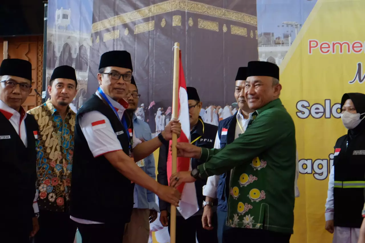 Wali Kota Hadiri Pelepasan 366 Jemaah Calhaj Gelombang Pertama di Depok