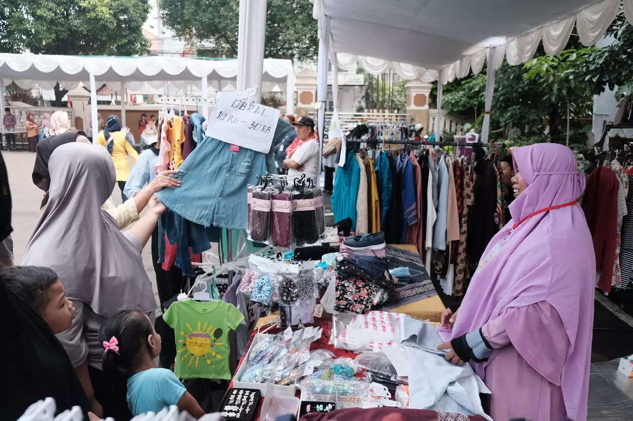 UMKM Kecamatan Cimanggis Ramaikan Bazar Sambut Lebaran