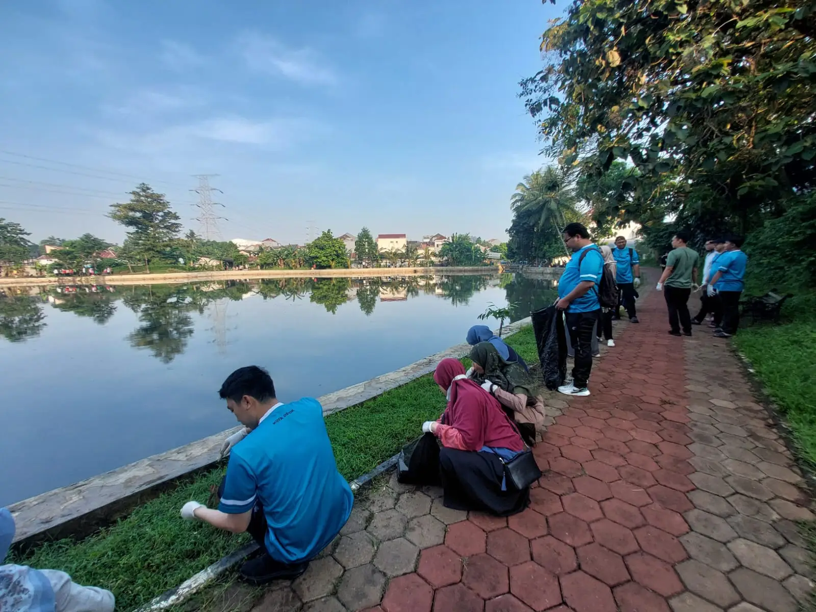 Cerita Pagi dari Situ Bahar, Tentang Tangan-Tangan yang Peduli