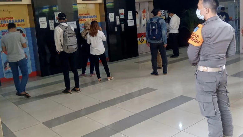 Sosialisasikan Aturan Baru Penggunaan Lift di Pemkot Depok, Satpol PP Siaga