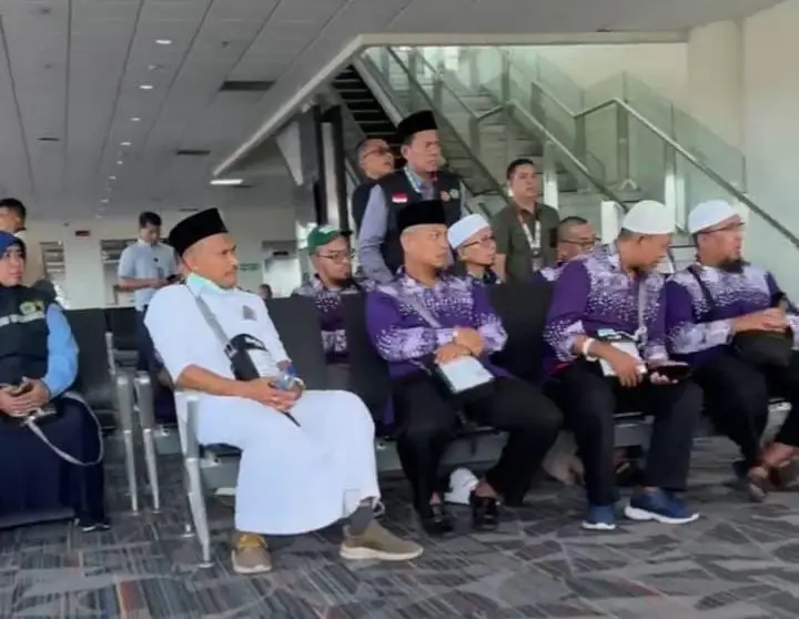 Jamaah Haji Kloter 12 Asal Depok Dijadwalkan Terbang dari Kualanamu ke Jakarta Pagi Ini