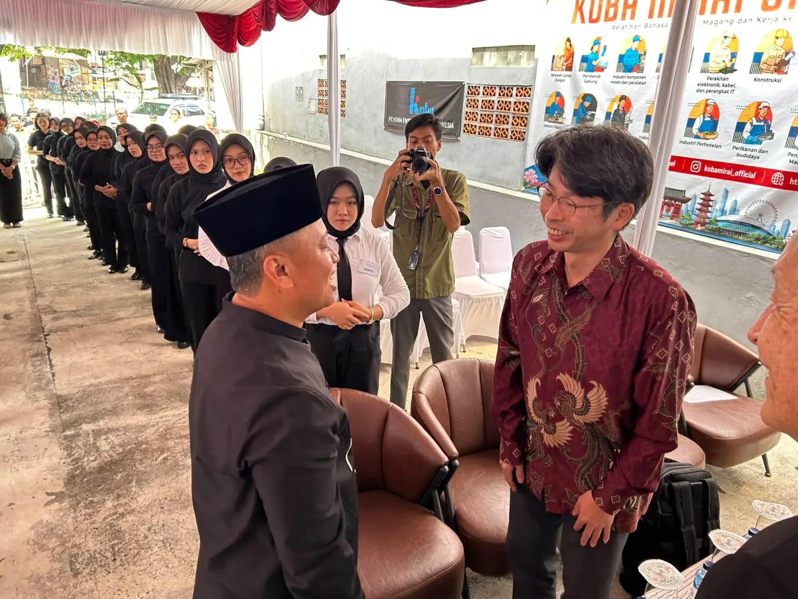 PETIRGACOR : Solusi Kreatif untuk Hidup - Orderpayment X Psiqueasy