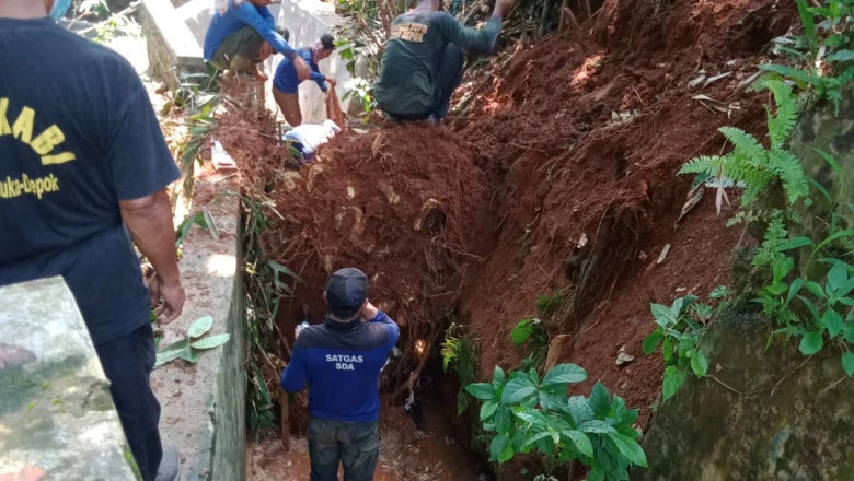 Longsor Makam Beji, DPUPR Turunkan Satgas