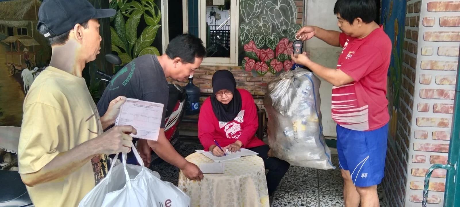 Satu Bulan Berdiri, Bank Sampah PBB Ratujaya Gaet 27 Anggota Baru