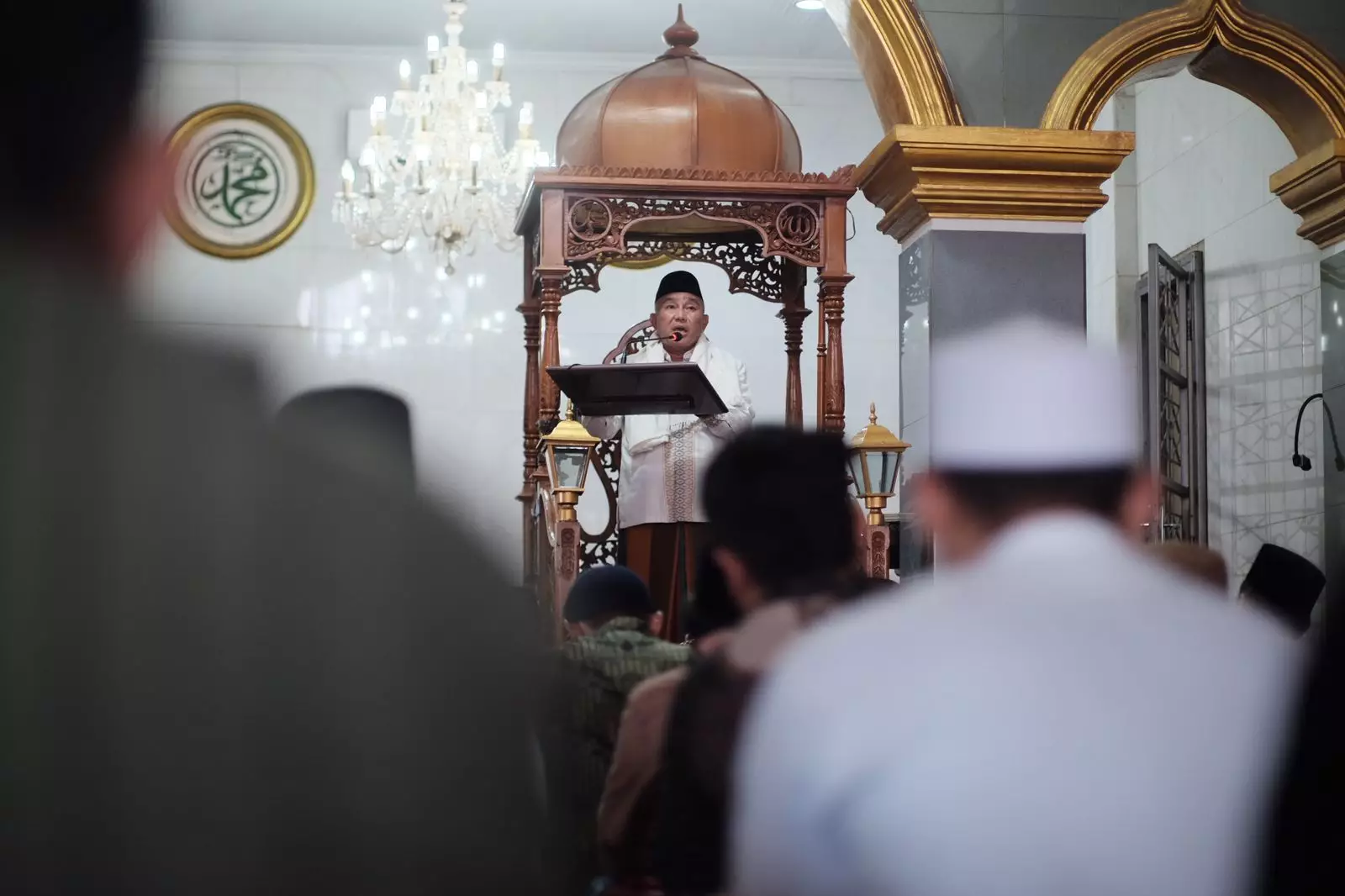 Wali Kota Depok Isi Khutbah Jumat di Masjid Jami Al Khoir
