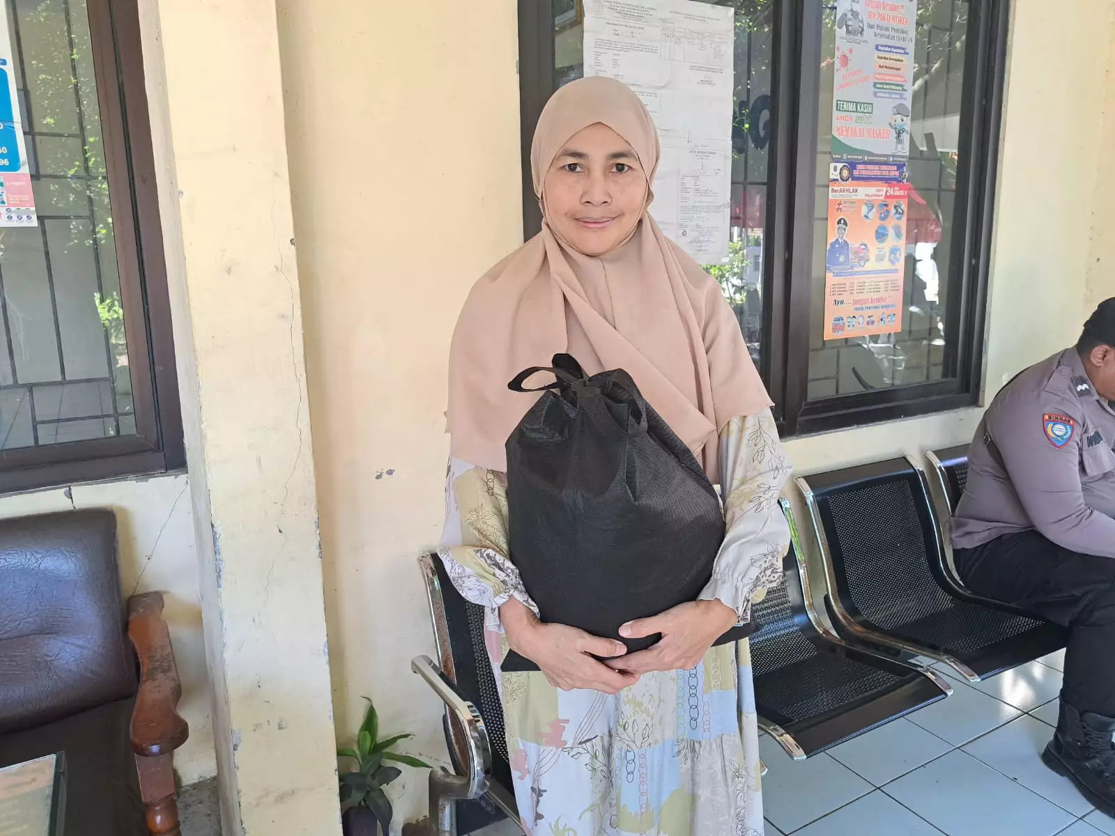 Pasar Murah Ramadan, Warga Beji Timur: Alhamdulillah Sangat Terbantu