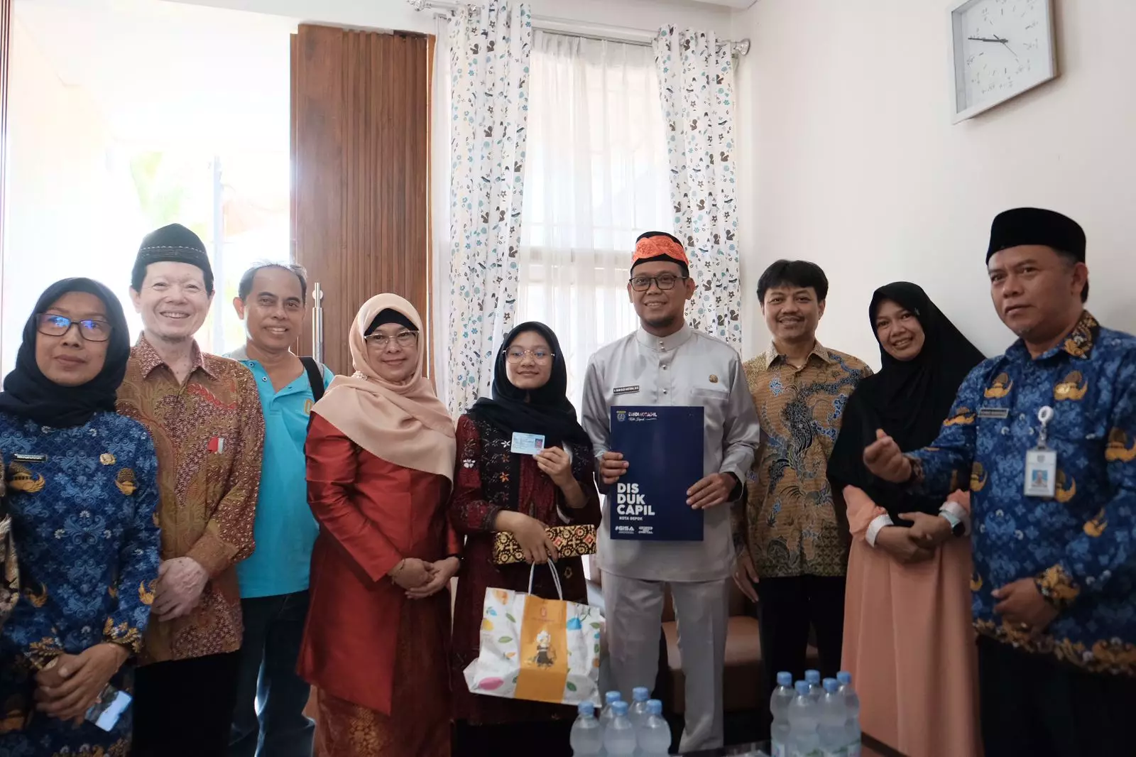 Dapat Kado KTP-el Diusia 17 Tahun, Shafia Khairunnisa: Terima Kasih Pemkot Depok