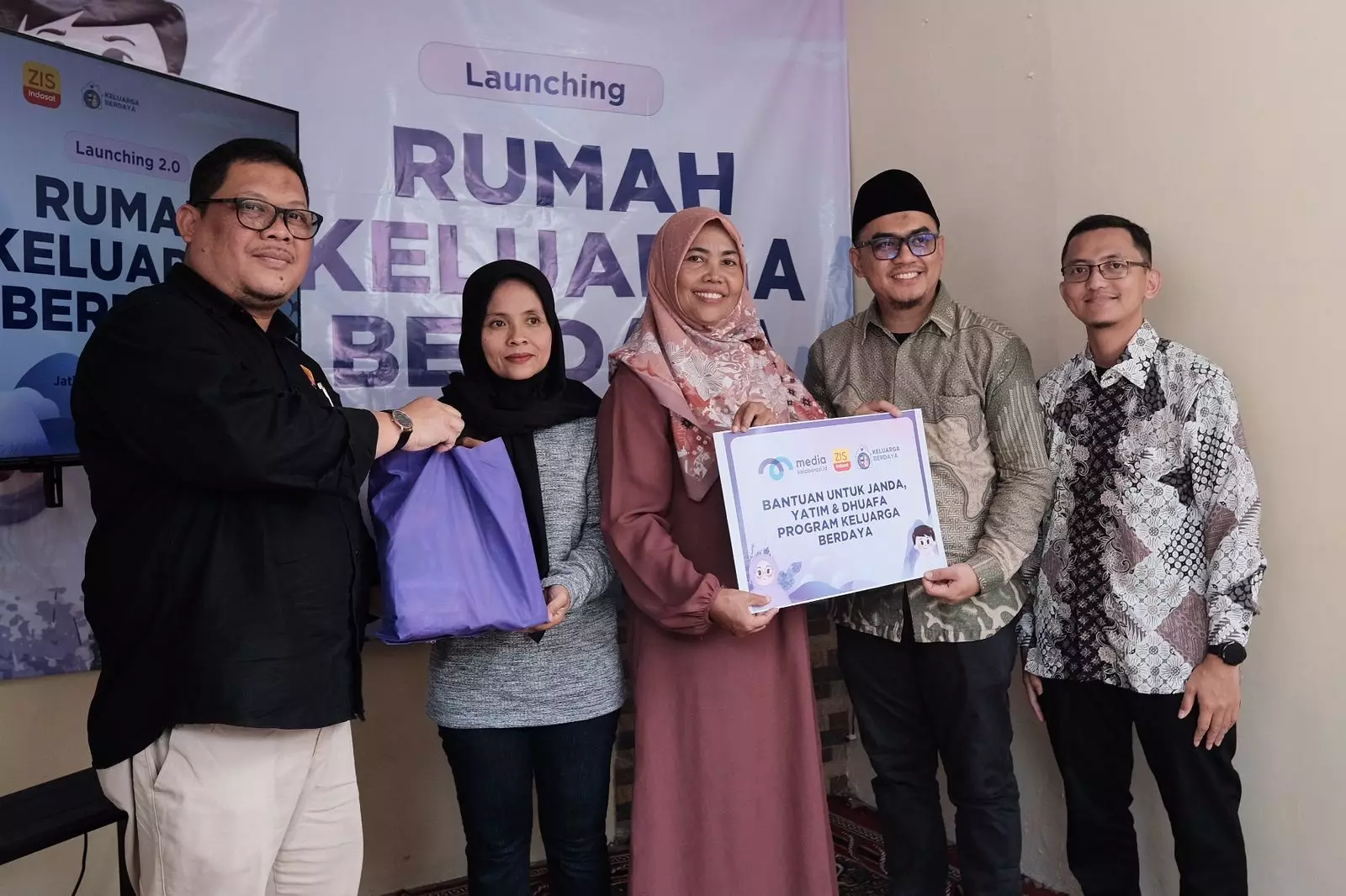 Bantu Yatim dan Duafa, Rumah Keluarga Berdaya Hadir di Jatimulya