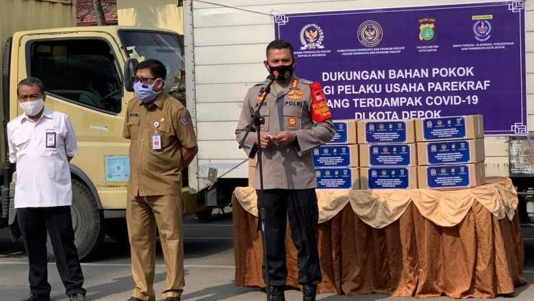 724 Paket Sembako dari Kemenparekraf Disalurkan ke Pelaku Usaha Depok