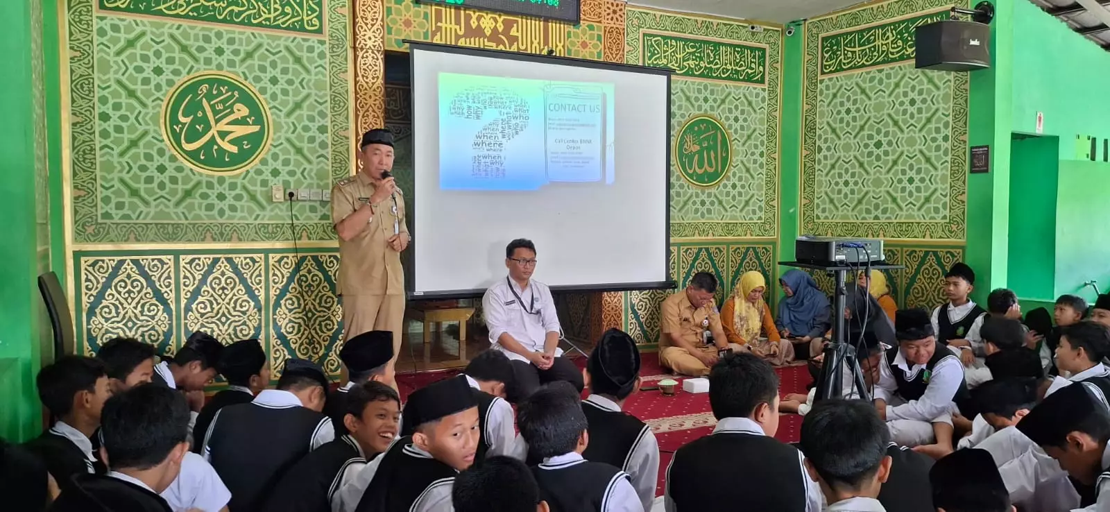 Lurah Mampang Gandeng BNN Depok Edukasi Pelajar Bahaya Napza