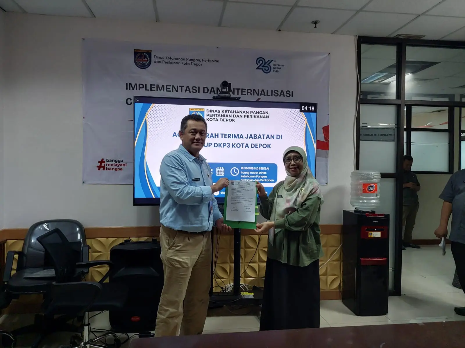 Widyati Riyandani Titipkan Penguatan Pertanian Modern kepada Kepala DKP3 Kota Depok yang Baru