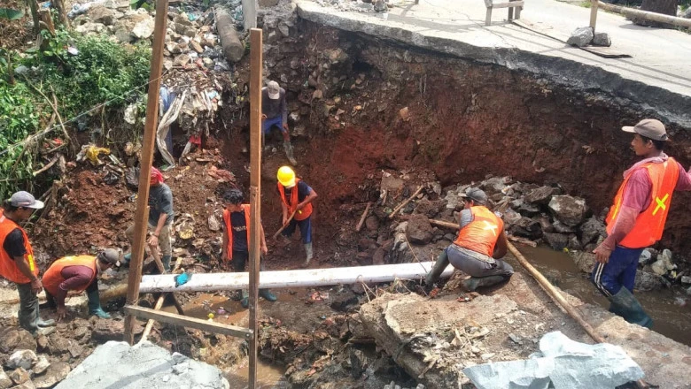 Perbaikan Ambrol Jalan Wadas Ditargetkan Selesai Akhir Tahun