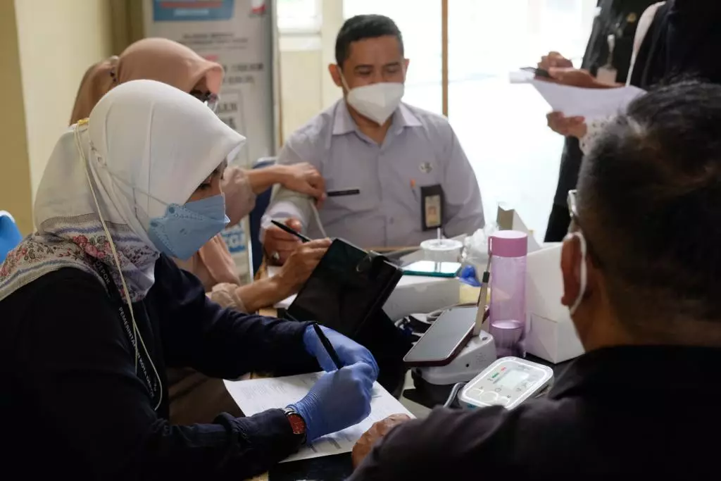 Pelayanan Vaksinasi Covid-19 di Balai Kota Depok Disambut Antusias Pegawai Pemkot