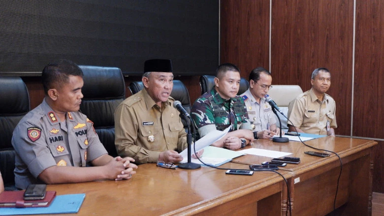 Konferensi Pers Kondisi Terkini Kota Depok