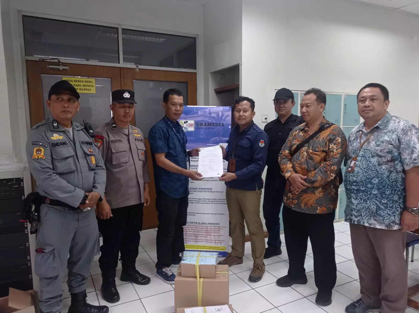 Bawaslu Depok Terus Awasi Kesiapan Logistik Pilkada 2024, Ratusan Surat Suara Ditemukan Rusak