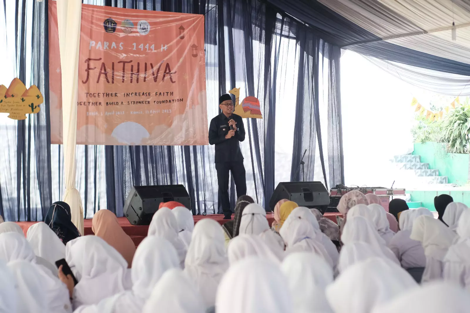 Pesan Bang Imam Kepada Siswa SMA Negeri 1 Depok yang Ikuti Sanlat
