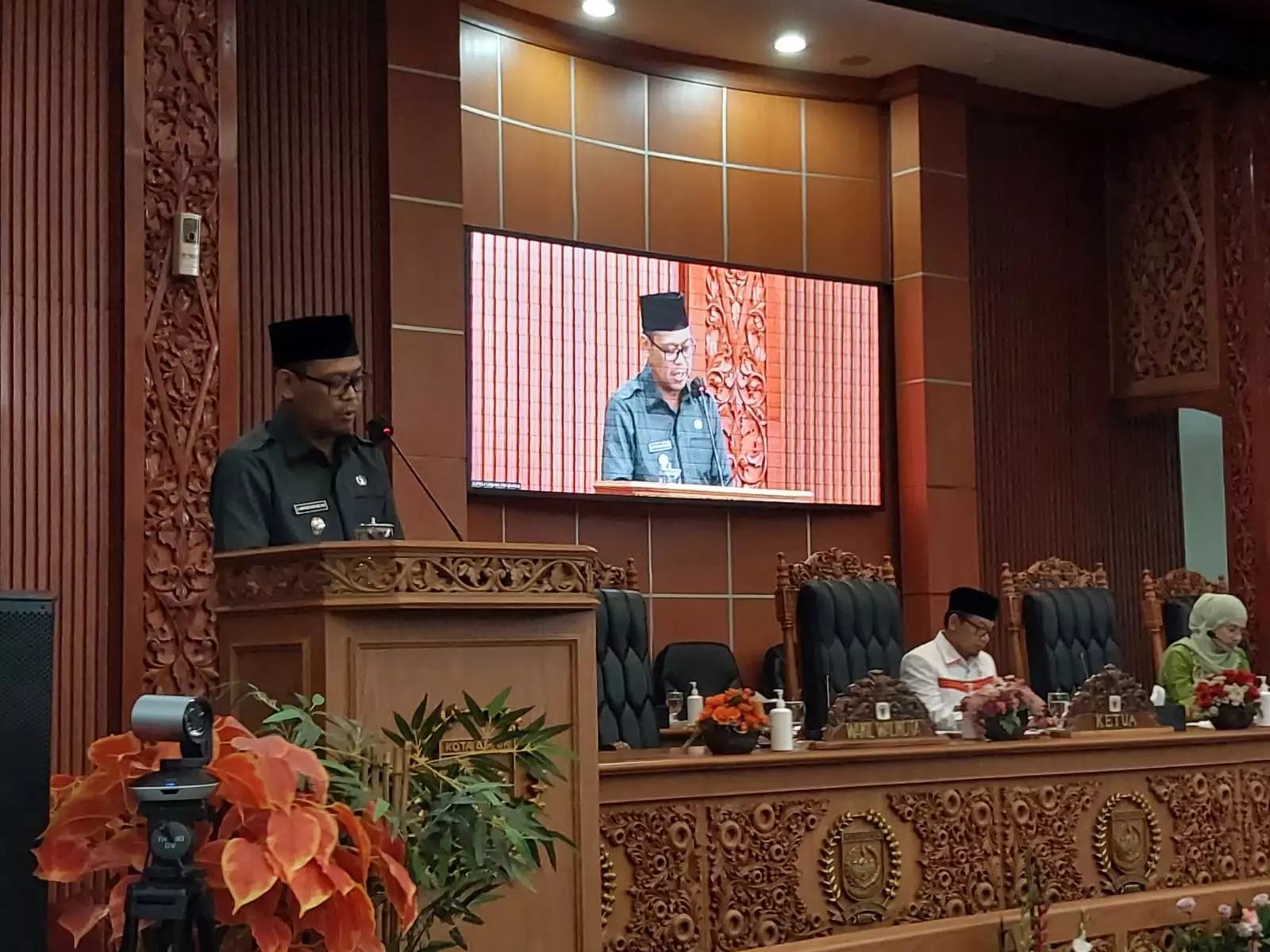 Pemkot Depok Sampaikan Tiga Raperda Perubahan ke DPRD