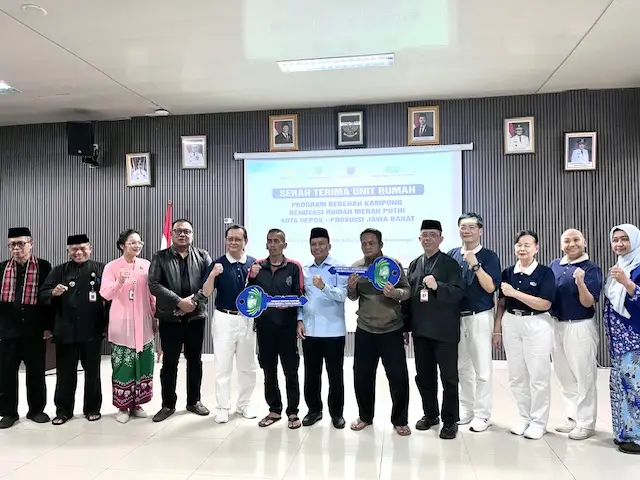 Yayasan Buddha Tzu Chi Lanjutkan Bantuan Perbaikan RTLH, Puluhan Warga Sukmajaya Kini Miliki Rumah Layak