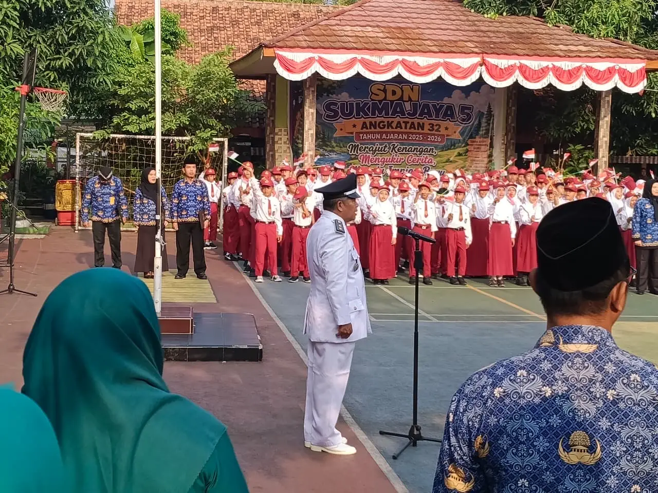 Kelurahan Sukmajaya Semarakkan HUT ke-81 RI, Upacara Digelar di Dua RW dan Tujuh Sekolah