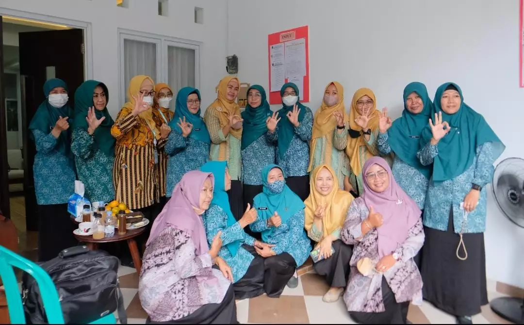 PKK Cilangkap Raih Penghargaan Tingkat Provinsi, Bunda Elly: Ini Hasil Usaha dan Kolaborasi Bersama