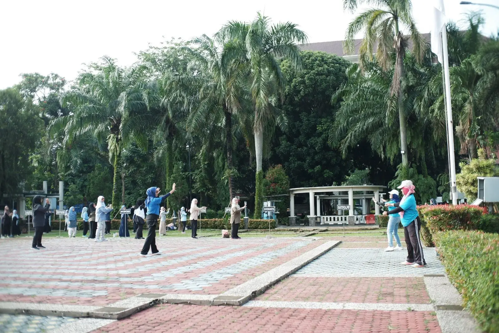 Jaga Kebugaran, ASN Depok Ikuti Senam Pagi
