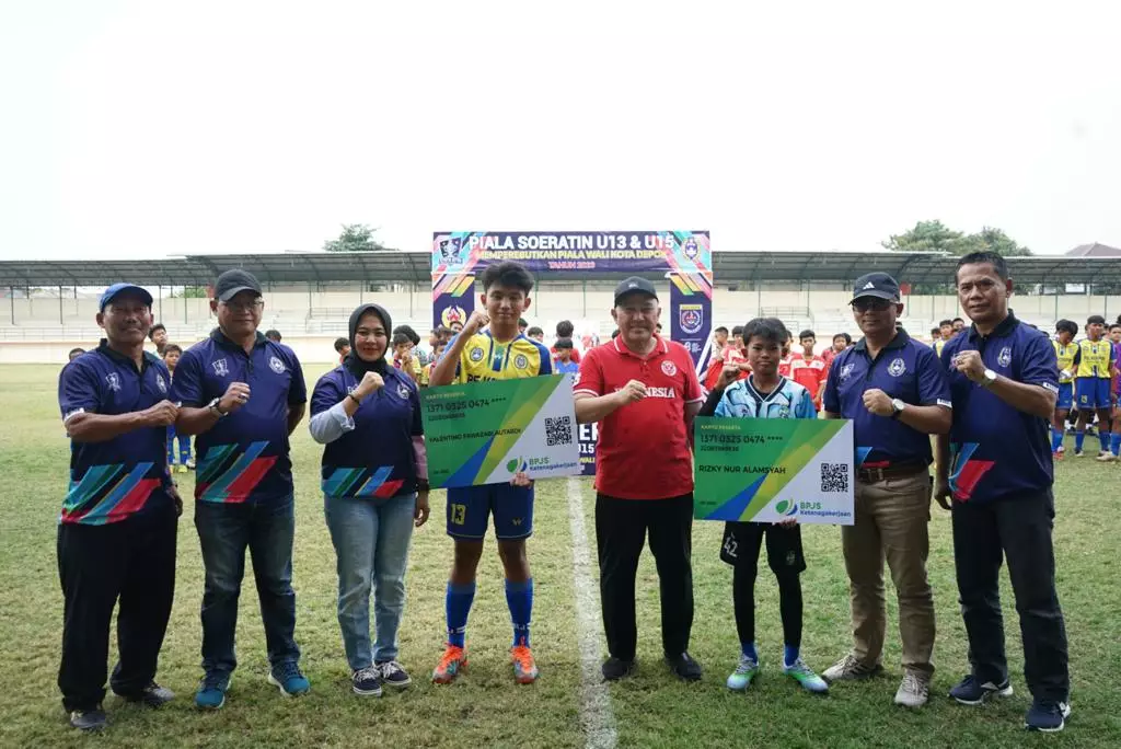 Wali Kota Depok  Buka Piala Soeratin U-13 dan U-15 Tingkat Kota Depok