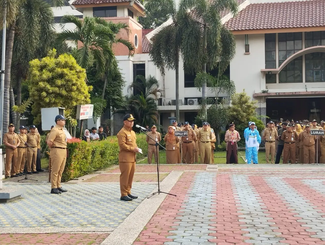 Lewat Apel Pagi, Wali Kota Depok Apresiasi Perangkat Daerah yang Ikut Wakaf Buku