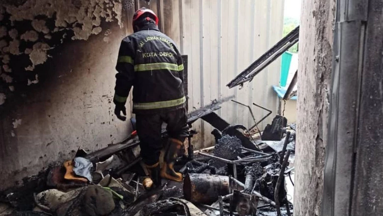 Kebakaran Gudang di Jalan Margonda Berhasil Dipadamkan
